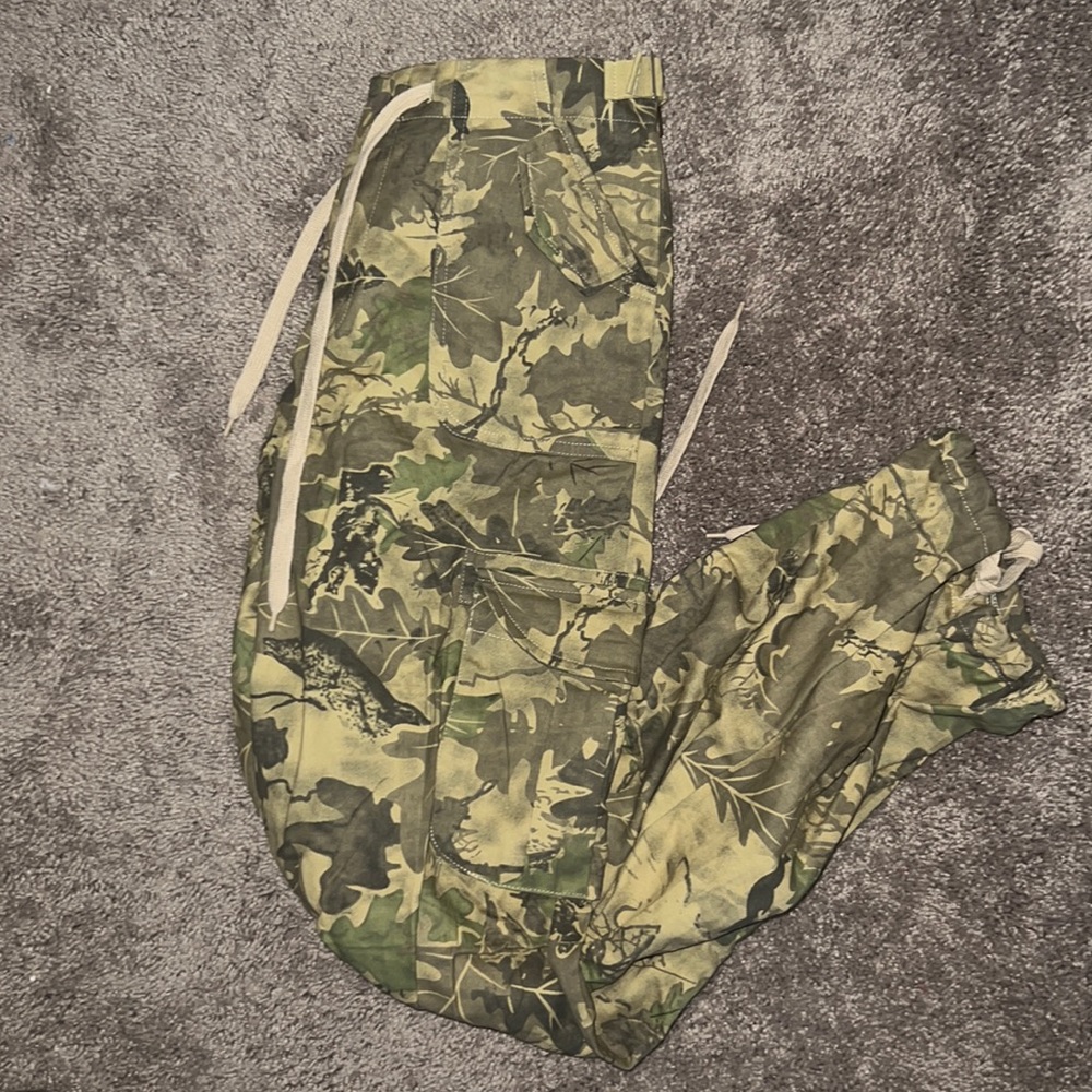camo pants